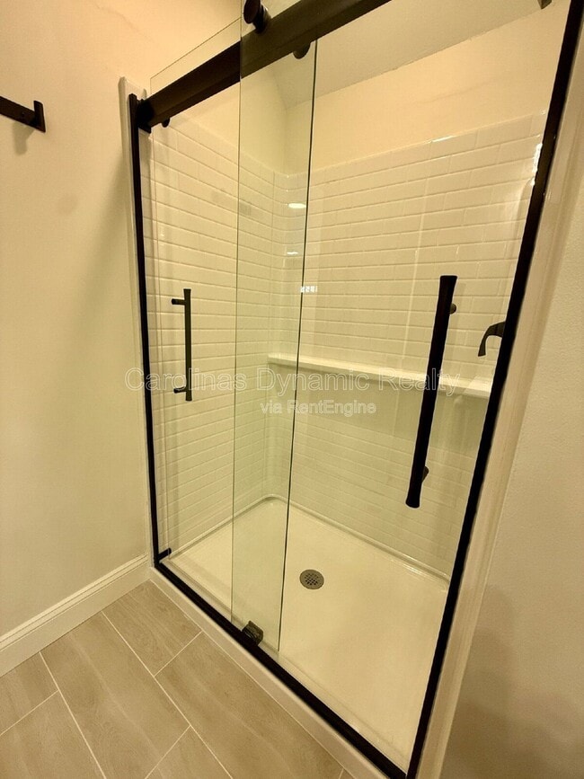 Building Photo - 8811 Roseton Ln