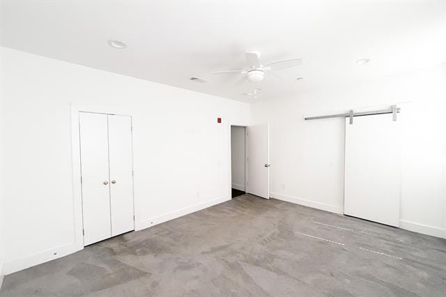 Building Photo - 1931 N Prairie Ave