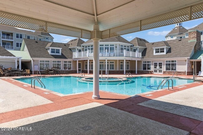 Building Photo - 33 Cooper Ave