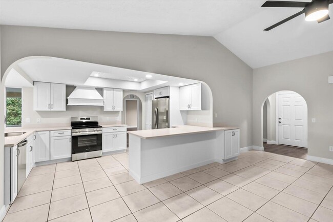 Building Photo - 1799 SW Taurus Ln