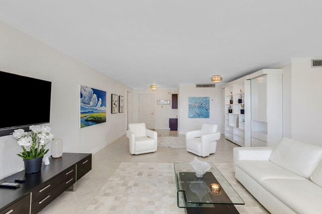 Building Photo - 9801 Collins Ave
