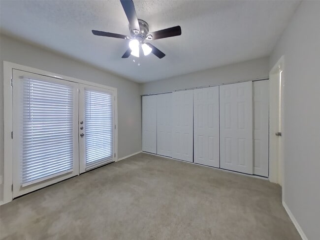 Building Photo - 3107 Lucida Ln