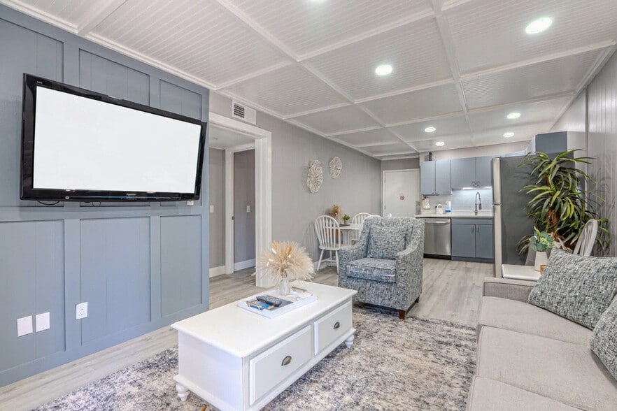 Building Photo - 21 Lagoon Rd