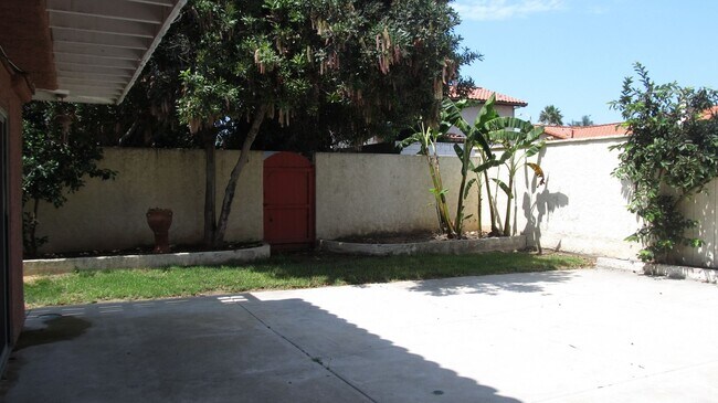 Building Photo - 1172 Louden Ln