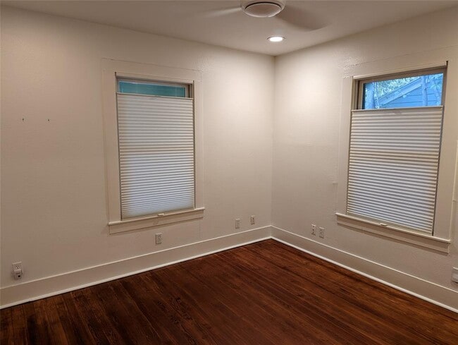 Building Photo - 506 Nelray Blvd