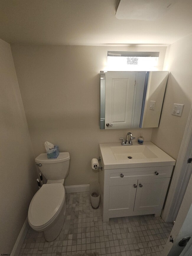 Building Photo - 9401 Pacific Ave