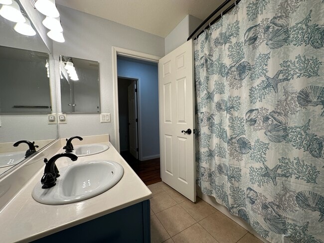 Building Photo - 7944 Quail Harbor St