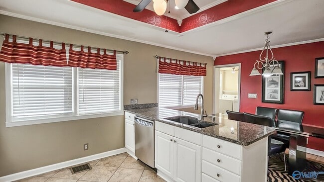 Building Photo - 1203 Governors Dr SE