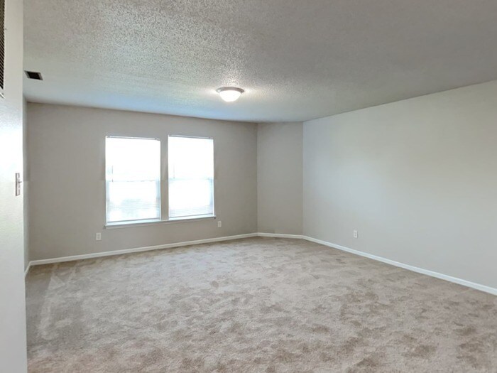Building Photo - 9207 Wandflower Dr