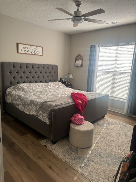 Building Photo - 566 Rochdale Run