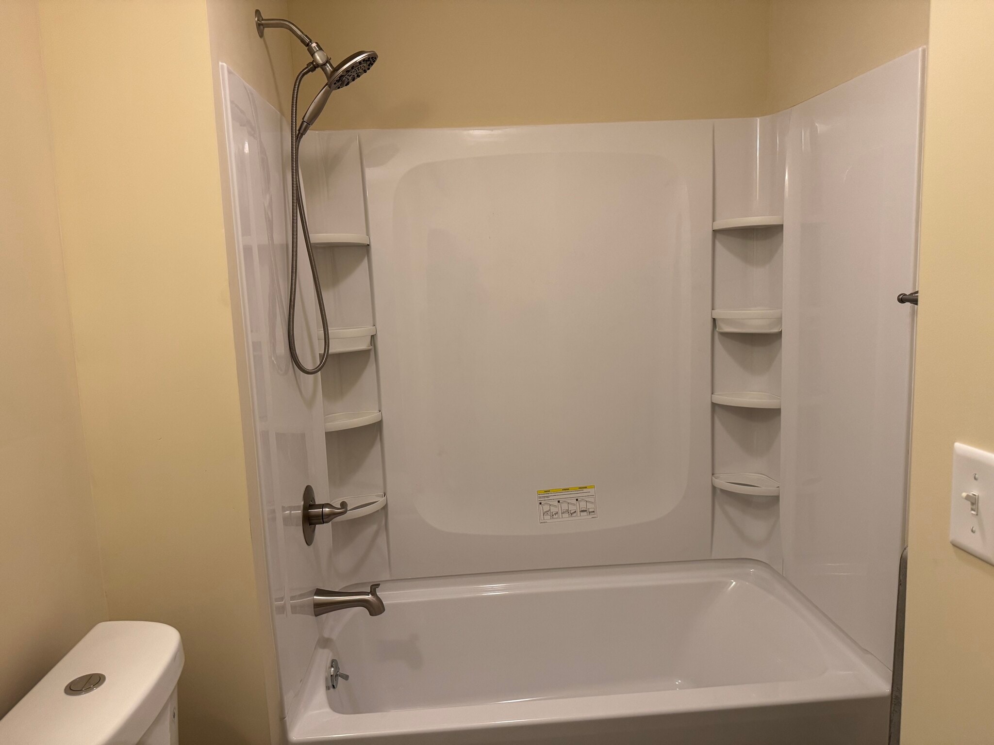 Shower - 14 Buell St
