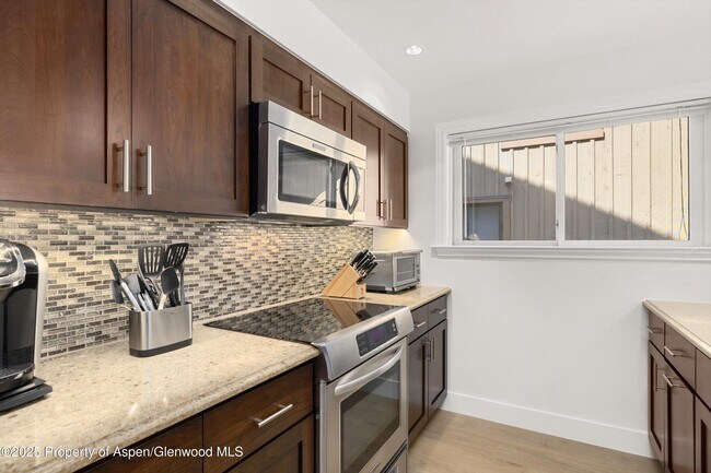 Building Photo - 294 Snowmass Club Cir