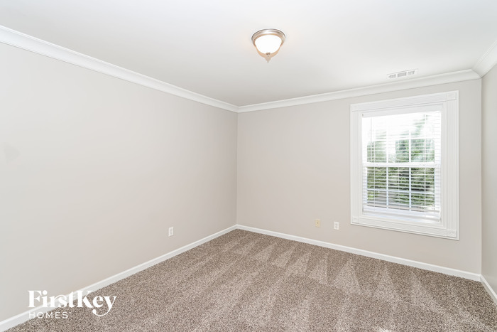 Building Photo - 6021 Southbend Ct