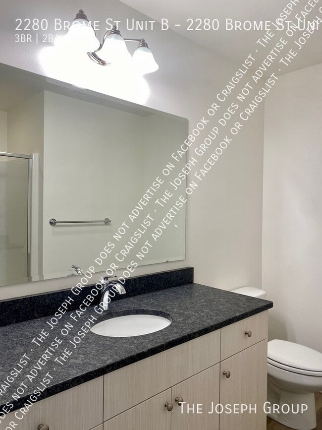 Building Photo - 2280 Brome St