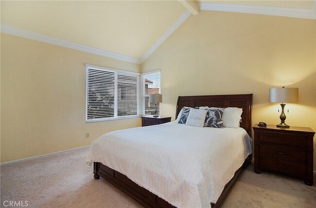 Building Photo - 24952 Via Denise