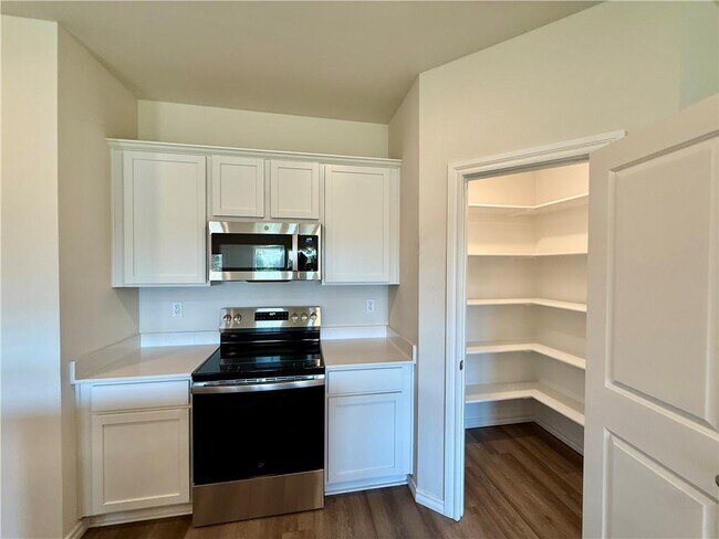 Building Photo - 1317 Chavis St