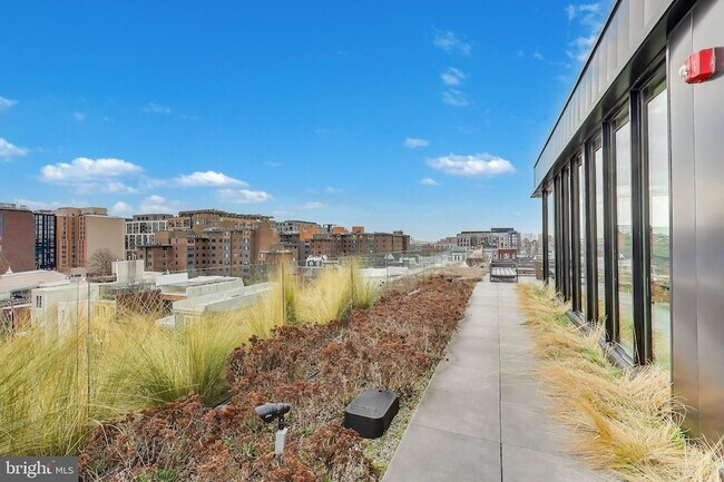 Building Photo - 57 N Street NW Unit UNIT 414