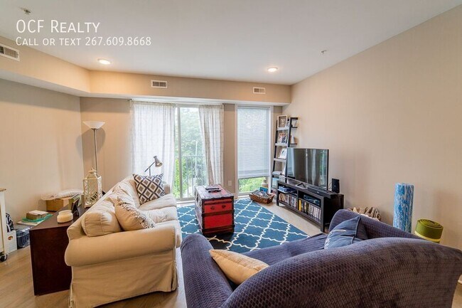 Building Photo - 1607 Catharine St