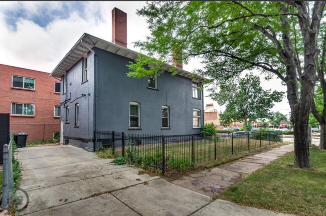 Building Photo - 144 Lincoln St
