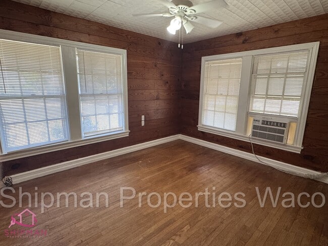 Building Photo - 2909 Gorman Ave