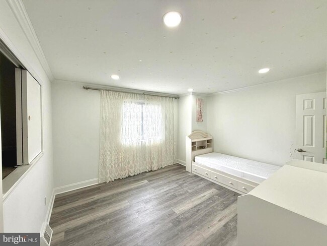 Building Photo - 13042 Trina Dr