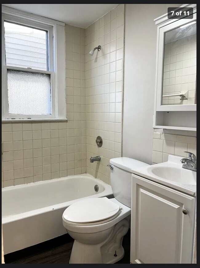 Building Photo - 228 Weiss St