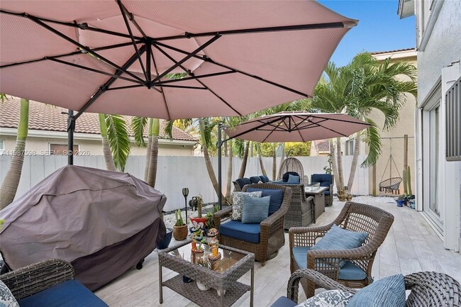 Building Photo - 18087 SW 30th Ct