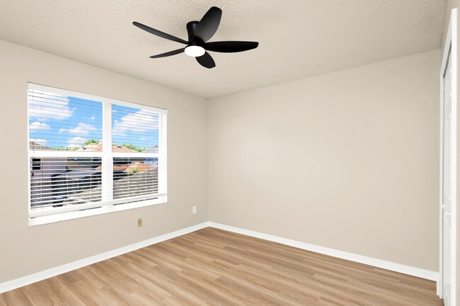 Building Photo - 14480 Chinese Elm Dr