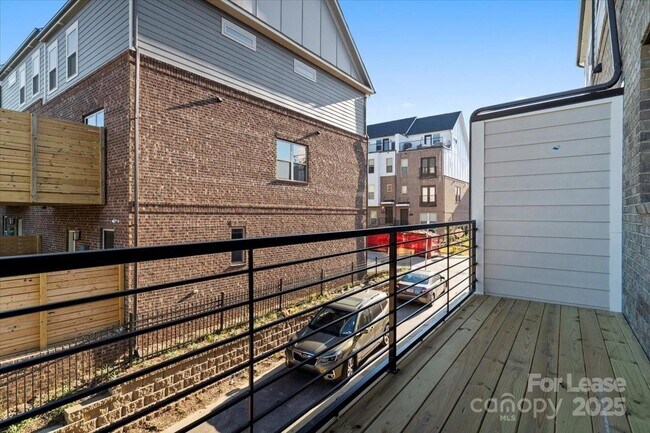 Building Photo - 12147 Brooklyn Ave