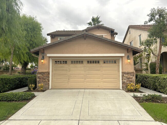 Primary Photo - 7030 Angora St