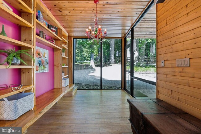 Building Photo - 11540 Springridge Rd