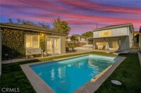 Building Photo - 1524 E Mariposa Ave