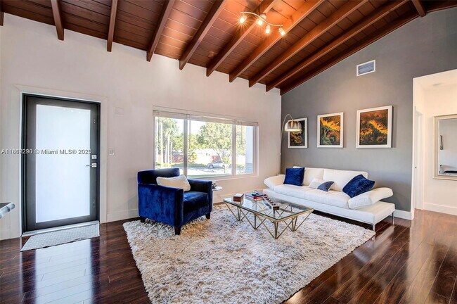 Building Photo - Northeast 169th Street, North Miami Beach, FL 33162 - 3 BR 2 BA single-family home