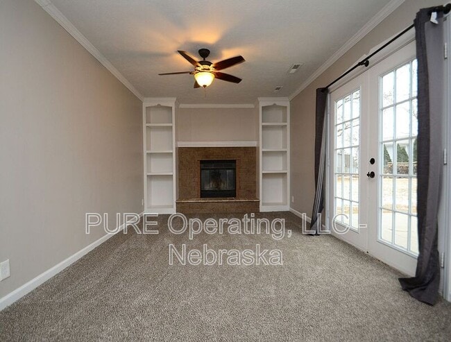 Building Photo - 13951 Jefferson Cir