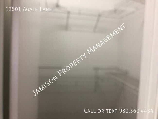 Building Photo - 12501 Agate Ln