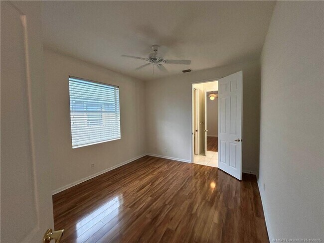 Building Photo - 2529 SW Park Meadows Trail