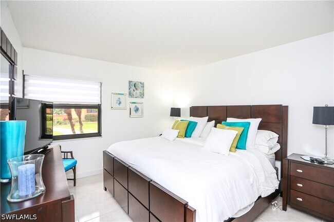 Building Photo - 1522 Mainsail Dr