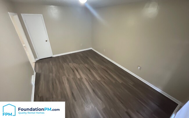 Building Photo - 1686 Brookhaven Dr