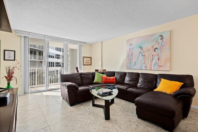 Building Photo - 3540 S Ocean Blvd