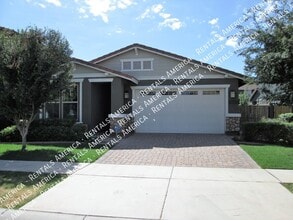 Building Photo - 4259 E Mesquite St