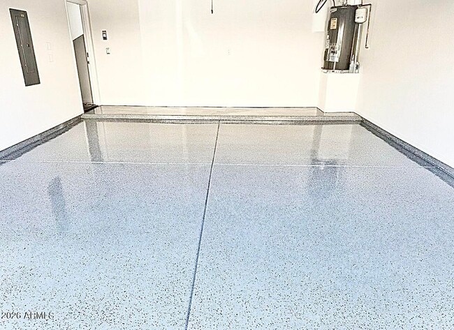 Building Photo - 15677 N 29th St