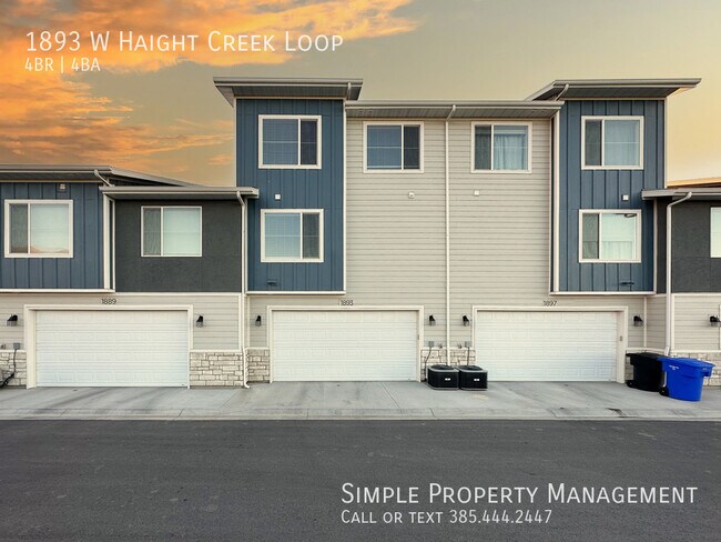 Building Photo - Luxurious 4-BD Townhouse in Farmington!