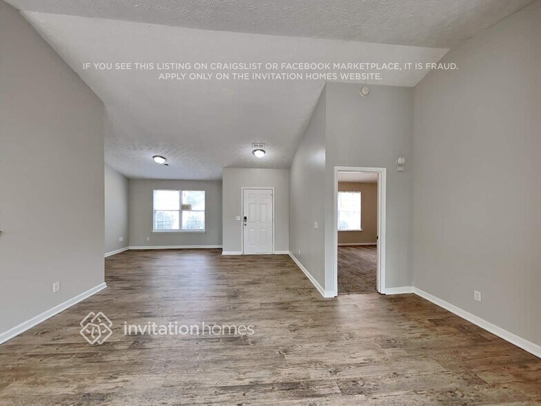 Building Photo - 186 Crestbend Ln