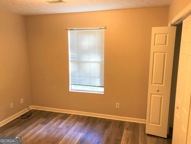 Building Photo - 39 Emmett Freeman Rd