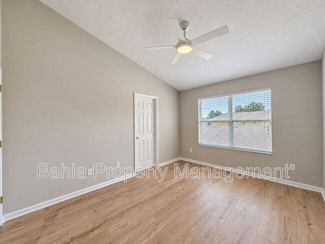 Building Photo - 11838 Deer Path Way