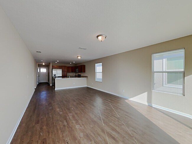 Building Photo - BEAUTIFUL NEW HOME