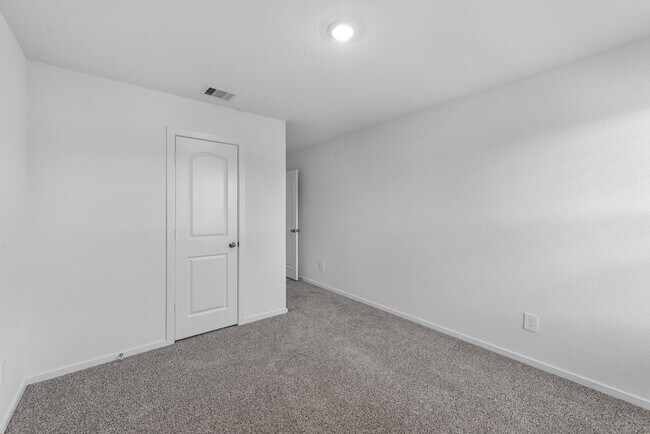 Building Photo - 21915 Terre Riviera Dr