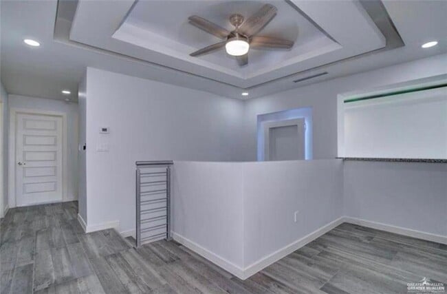 Building Photo - 18 Sunset Dr