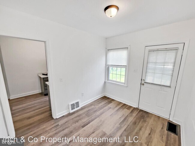 Building Photo - 3 br, 1 bath House - 337 Kurtz Ave