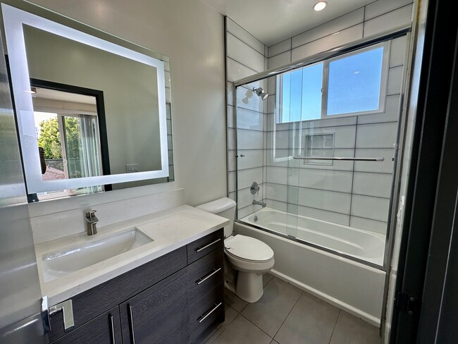 Building Photo - 6437-39 West 86th NEW 4 BED 4 BATH + ROOF ...